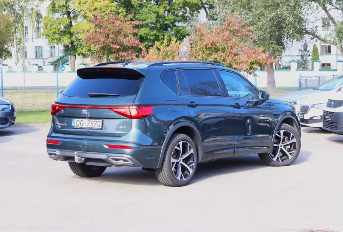 SEAT TARRACO