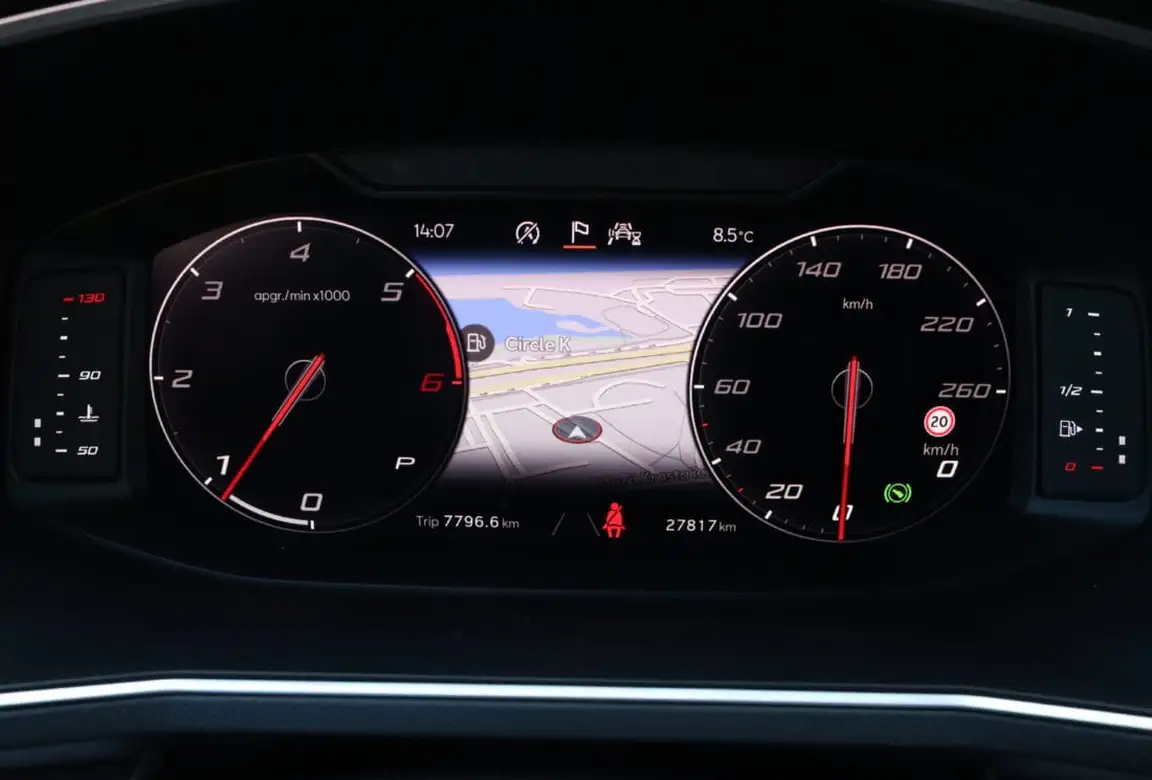 SEAT TARRACO