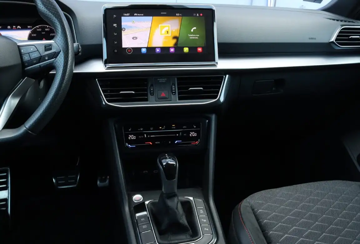 SEAT TARRACO