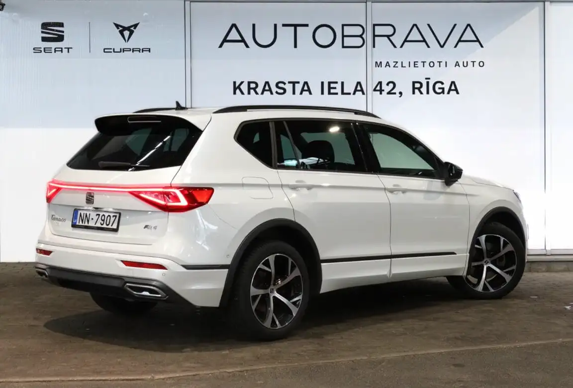 SEAT TARRACO