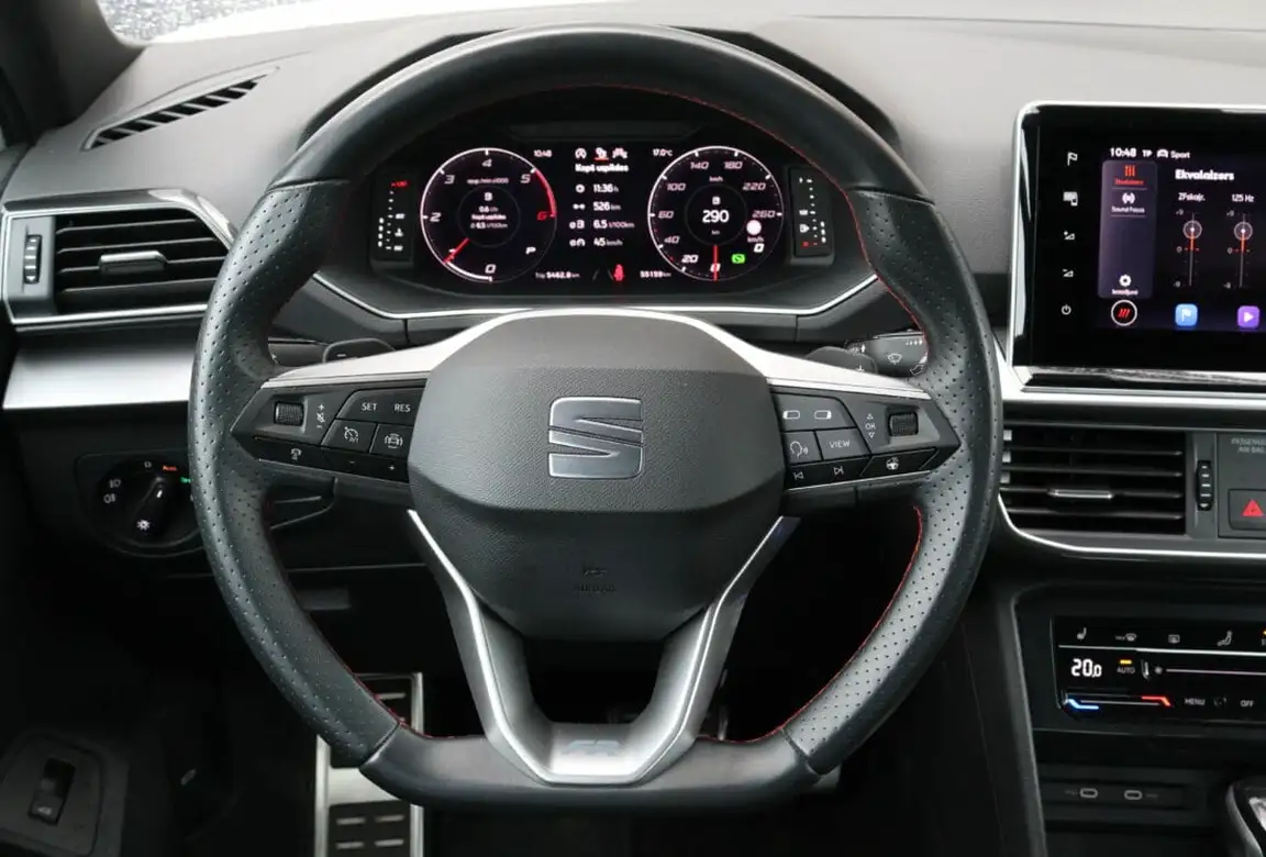 SEAT TARRACO