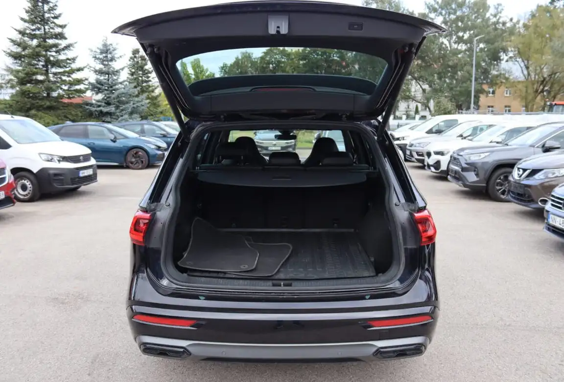 SEAT TARRACO