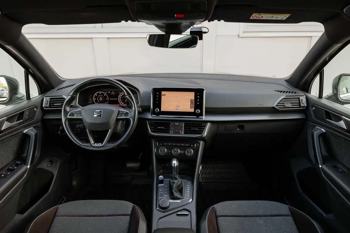 SEAT TARRACO