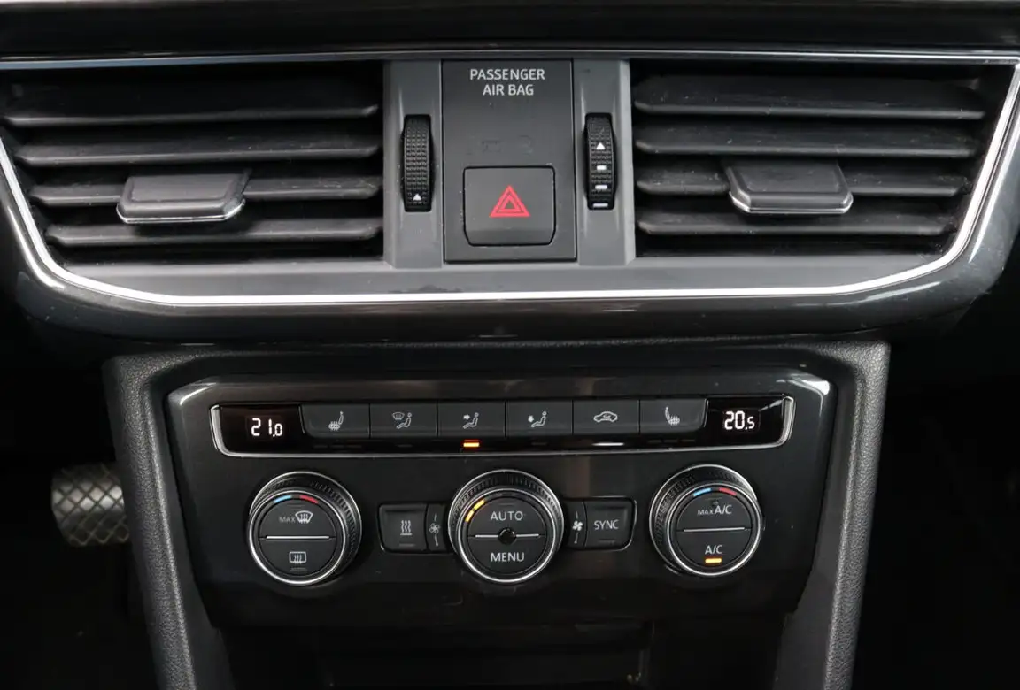 SEAT TARRACO