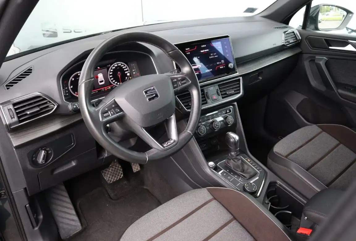 SEAT TARRACO
