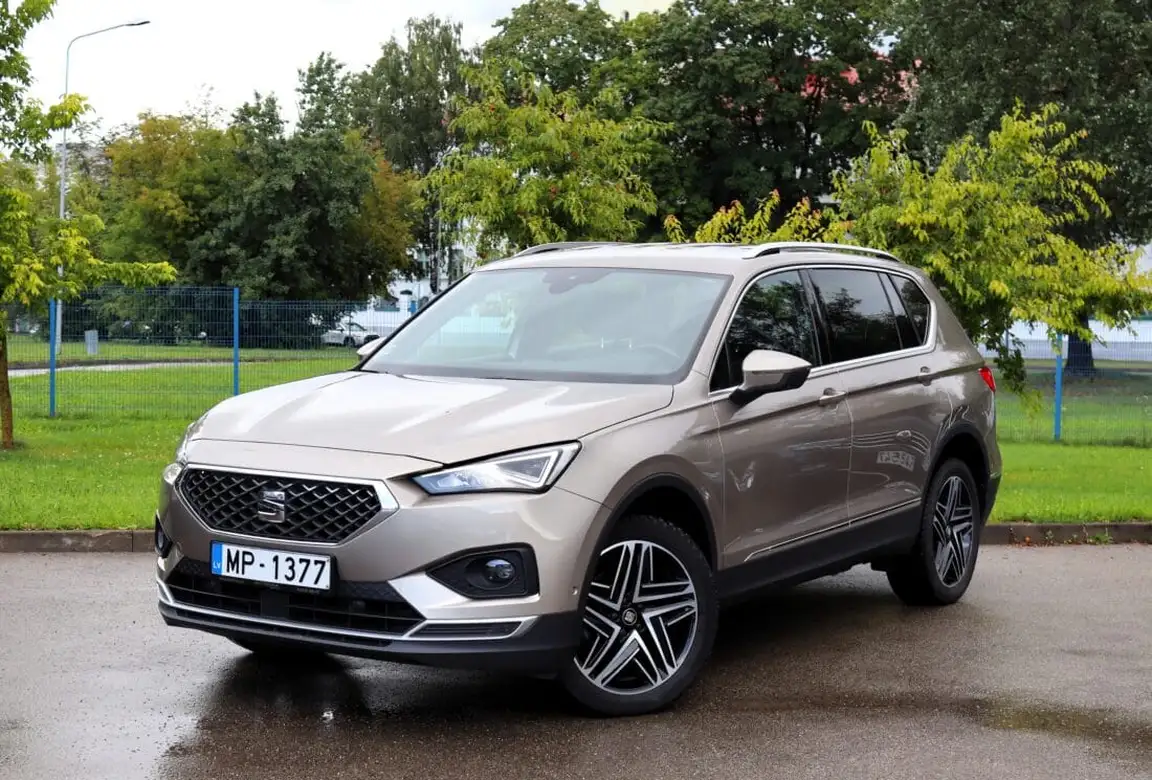 SEAT TARRACO