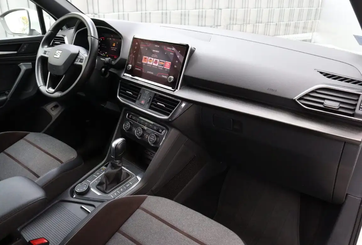 SEAT TARRACO