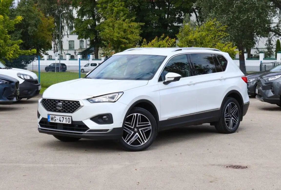 SEAT TARRACO