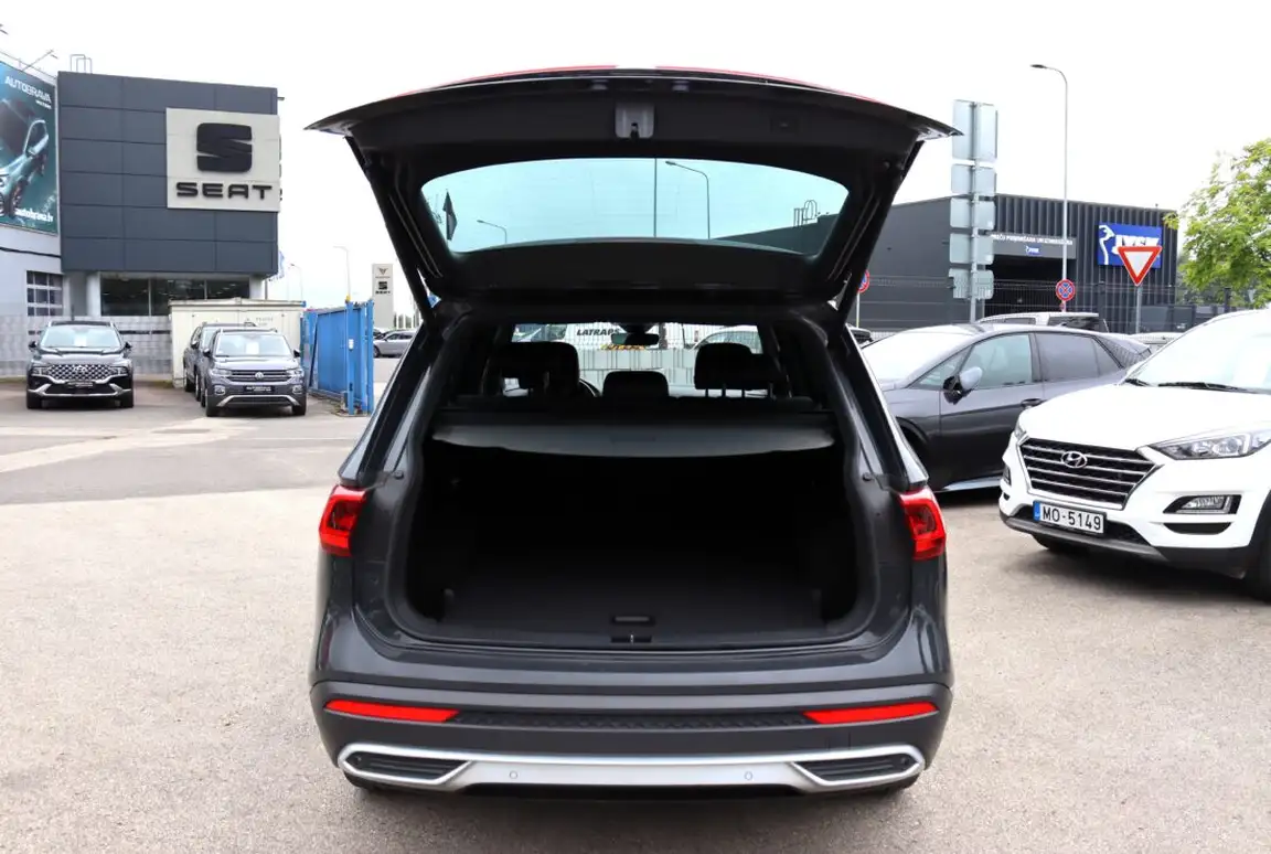 SEAT TARRACO