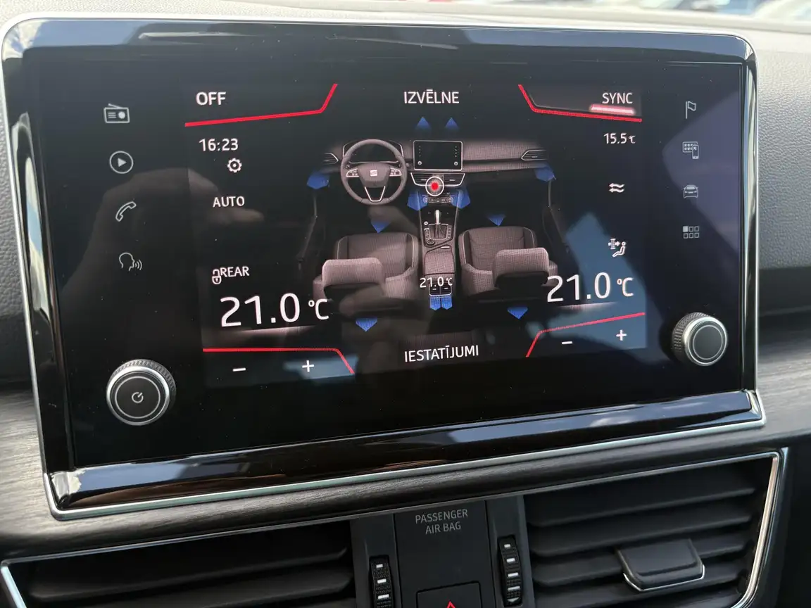 SEAT TARRACO