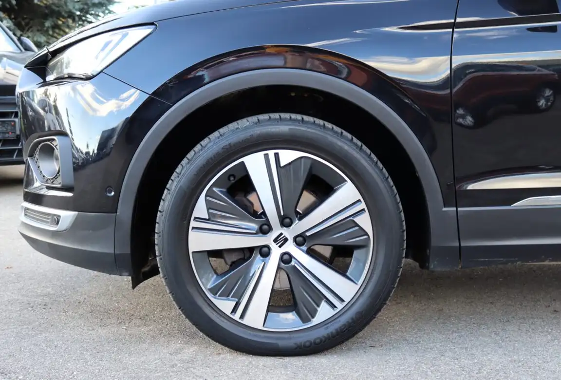 SEAT TARRACO