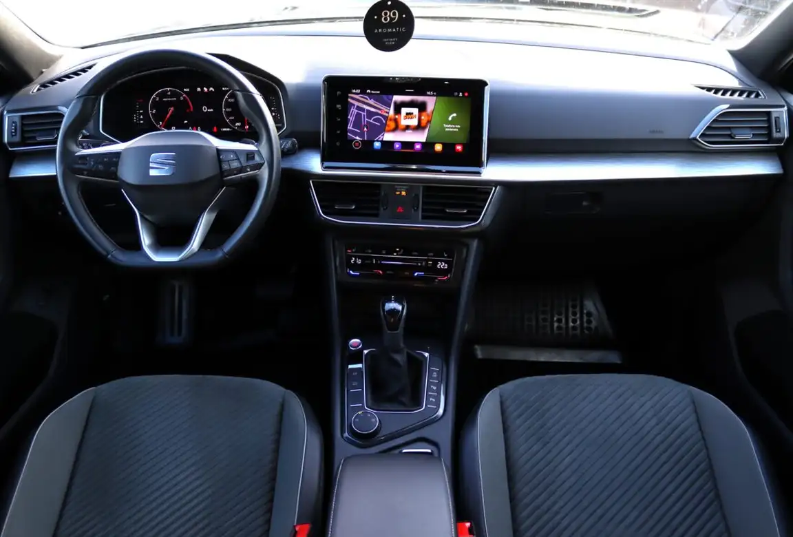 SEAT TARRACO