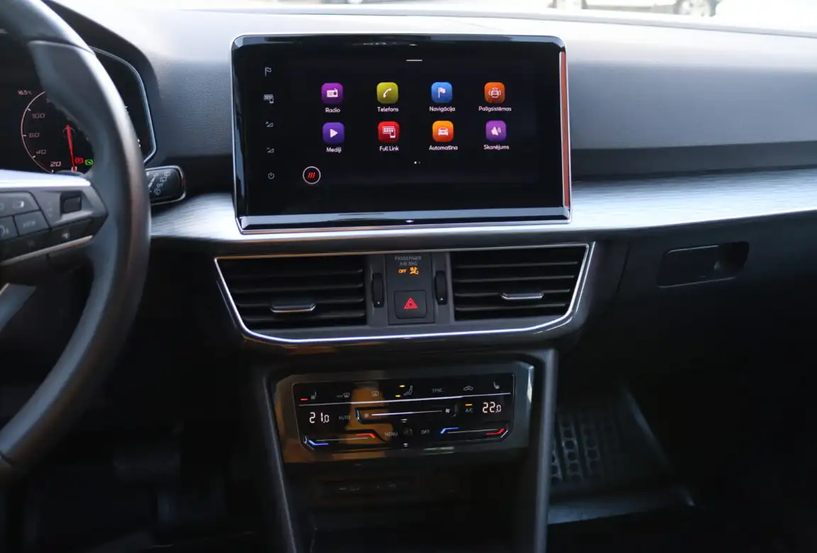 SEAT TARRACO