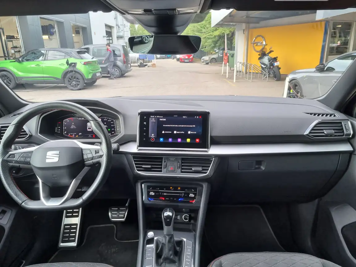 SEAT TARRACO
