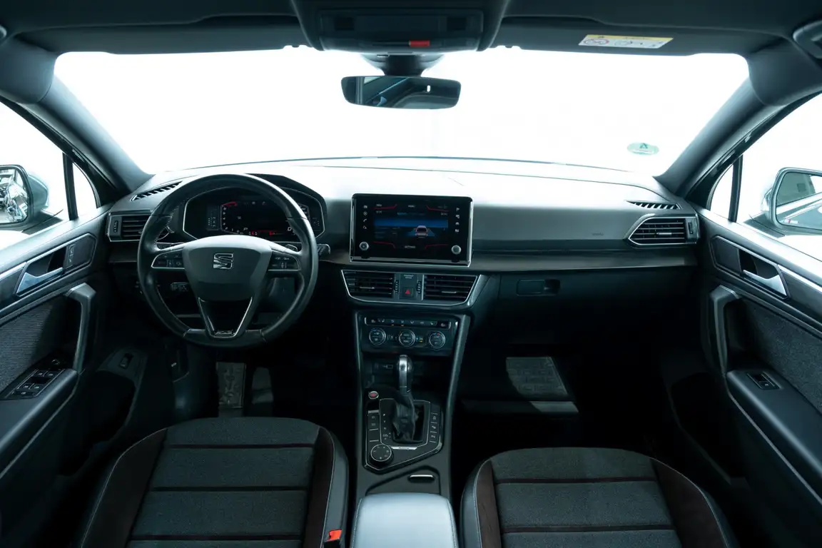SEAT TARRACO