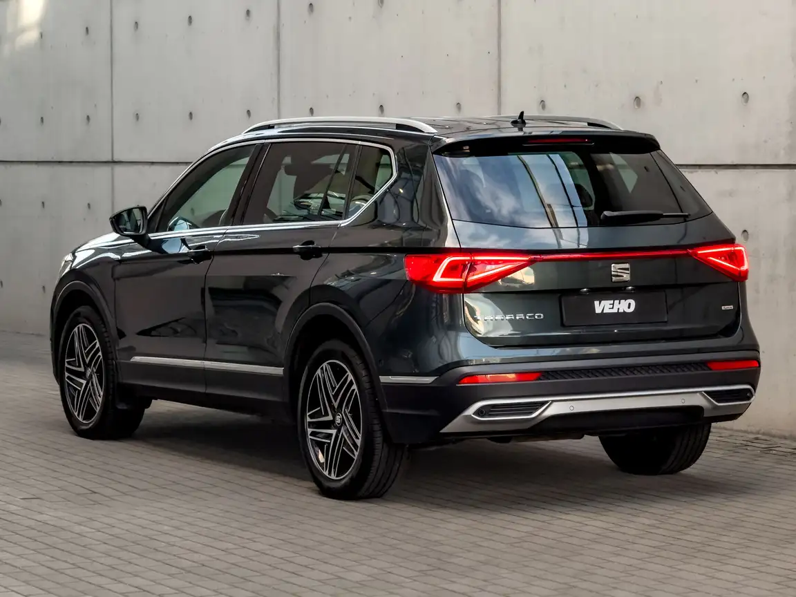 SEAT TARRACO