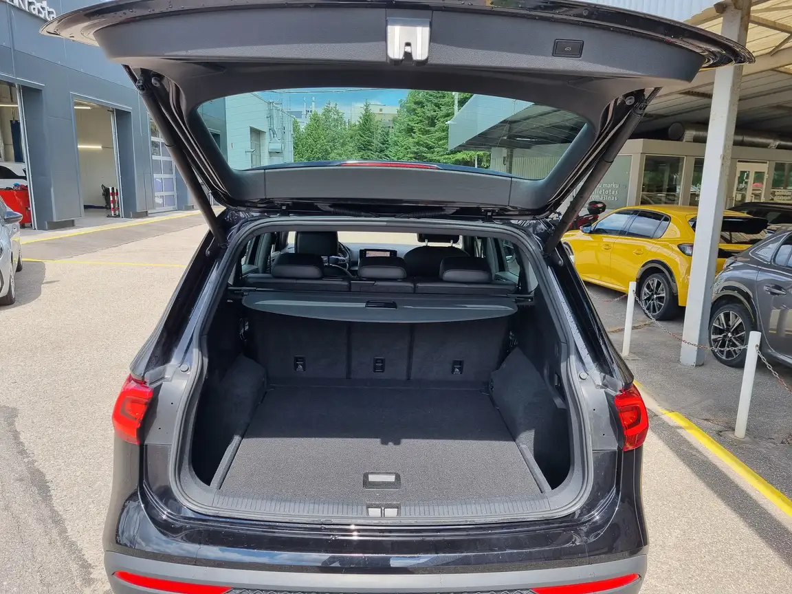 SEAT TARRACO