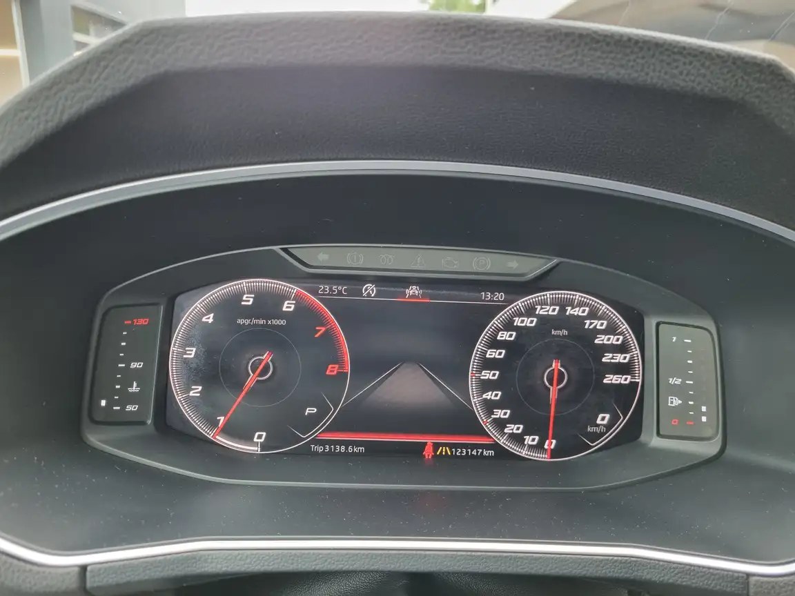 SEAT TARRACO