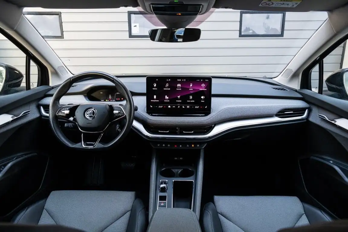 SKODA ENYAQ