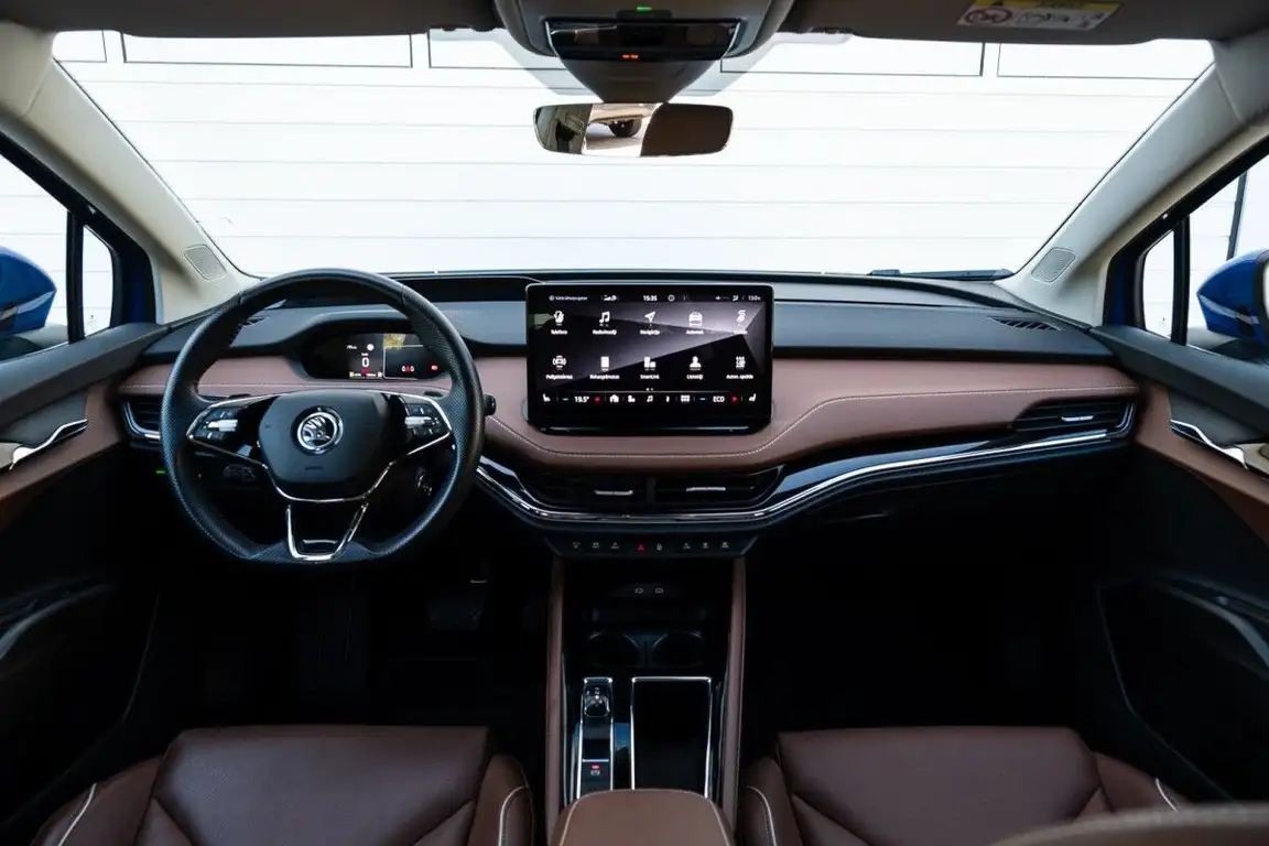 SKODA ENYAQ