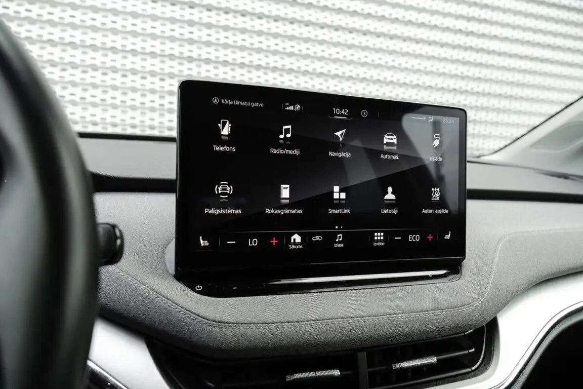 SKODA ENYAQ