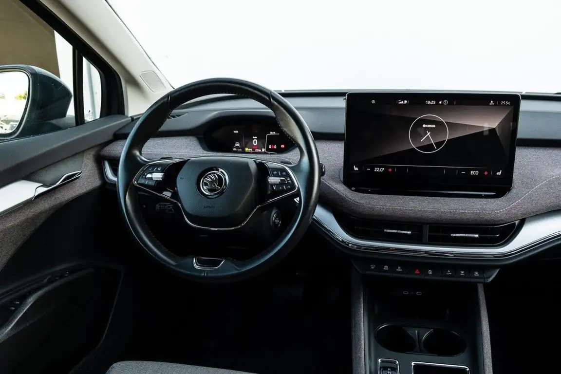 SKODA ENYAQ