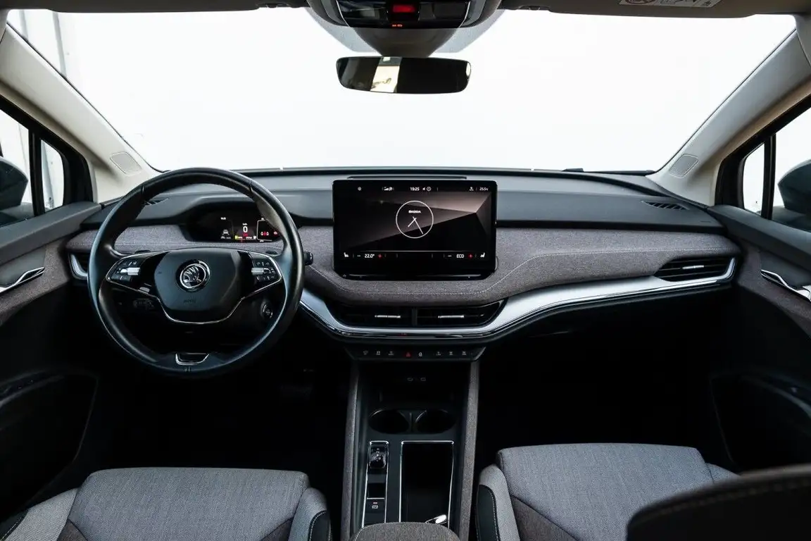 SKODA ENYAQ