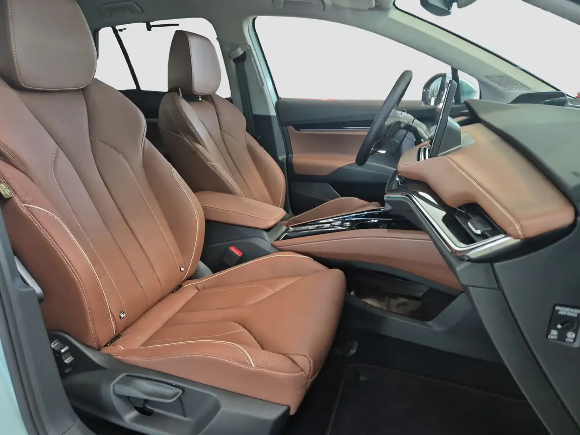 SKODA ENYAQ