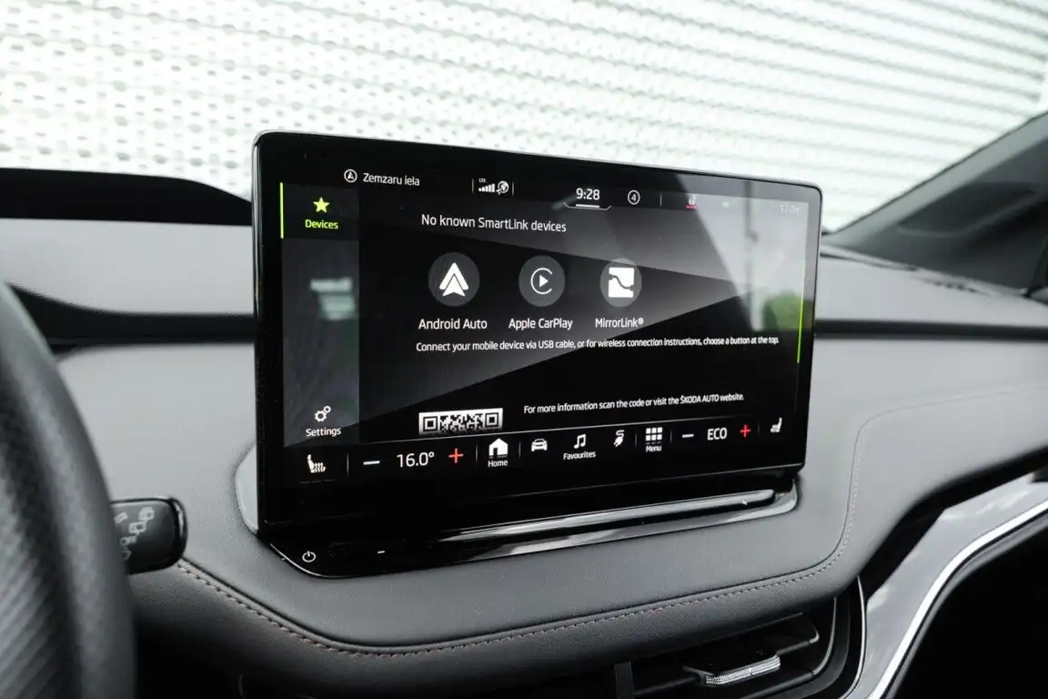 SKODA ENYAQ