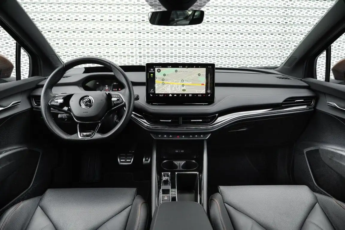 SKODA ENYAQ