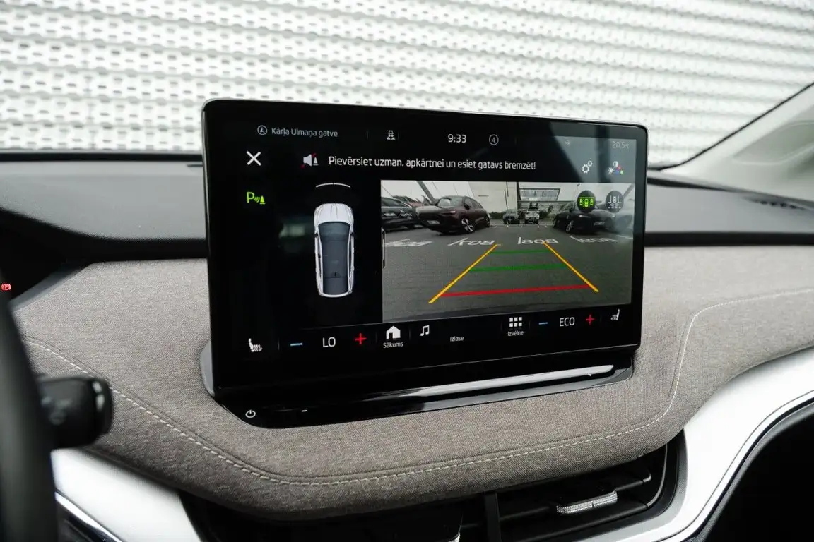 SKODA ENYAQ