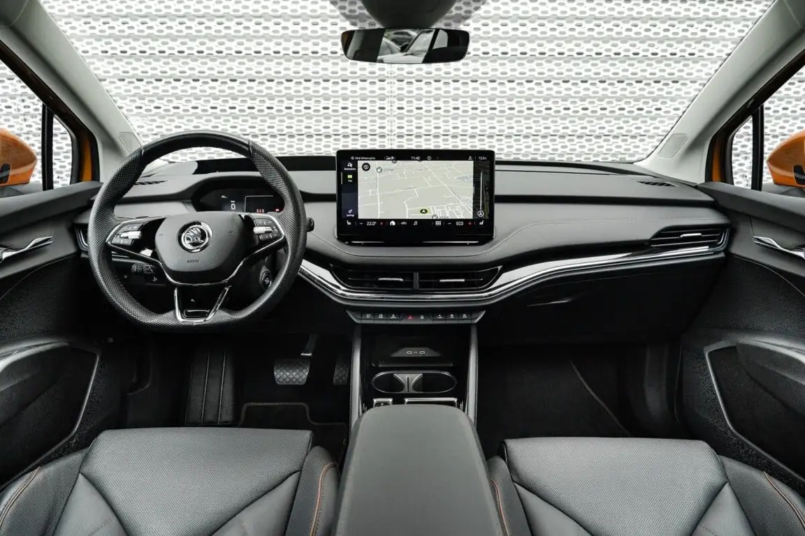 SKODA ENYAQ