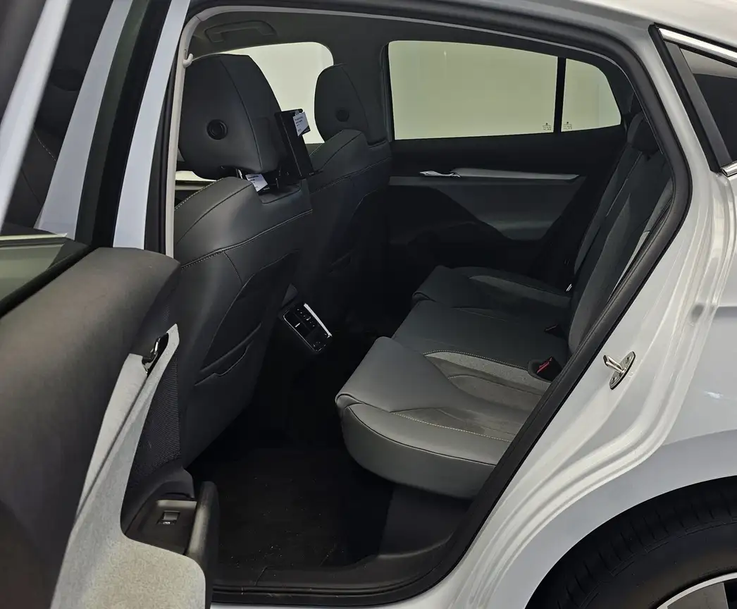 SKODA ENYAQ IV