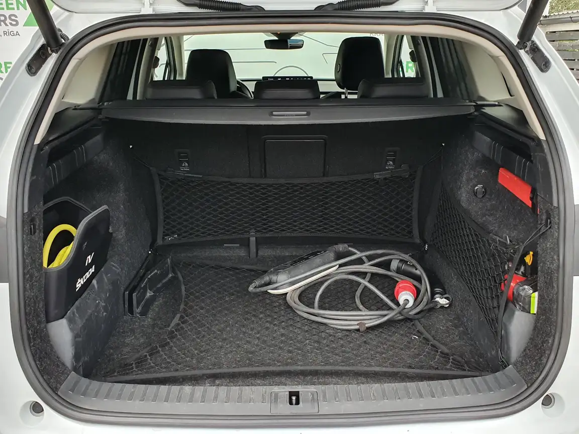 SKODA ENYAQ IV