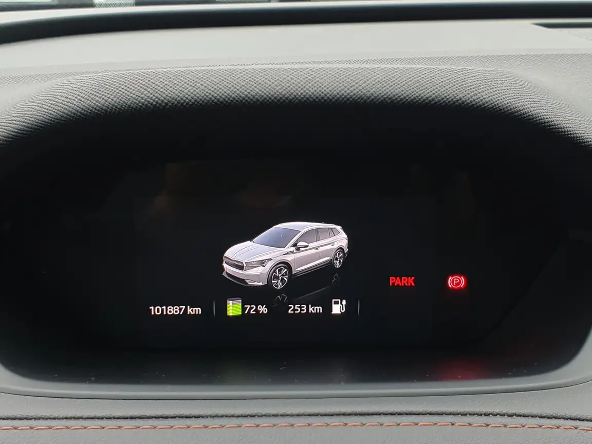 SKODA ENYAQ IV