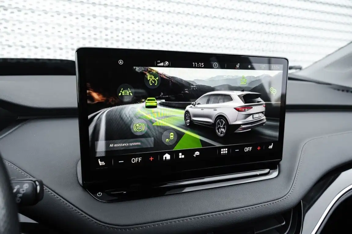 SKODA ENYAQ