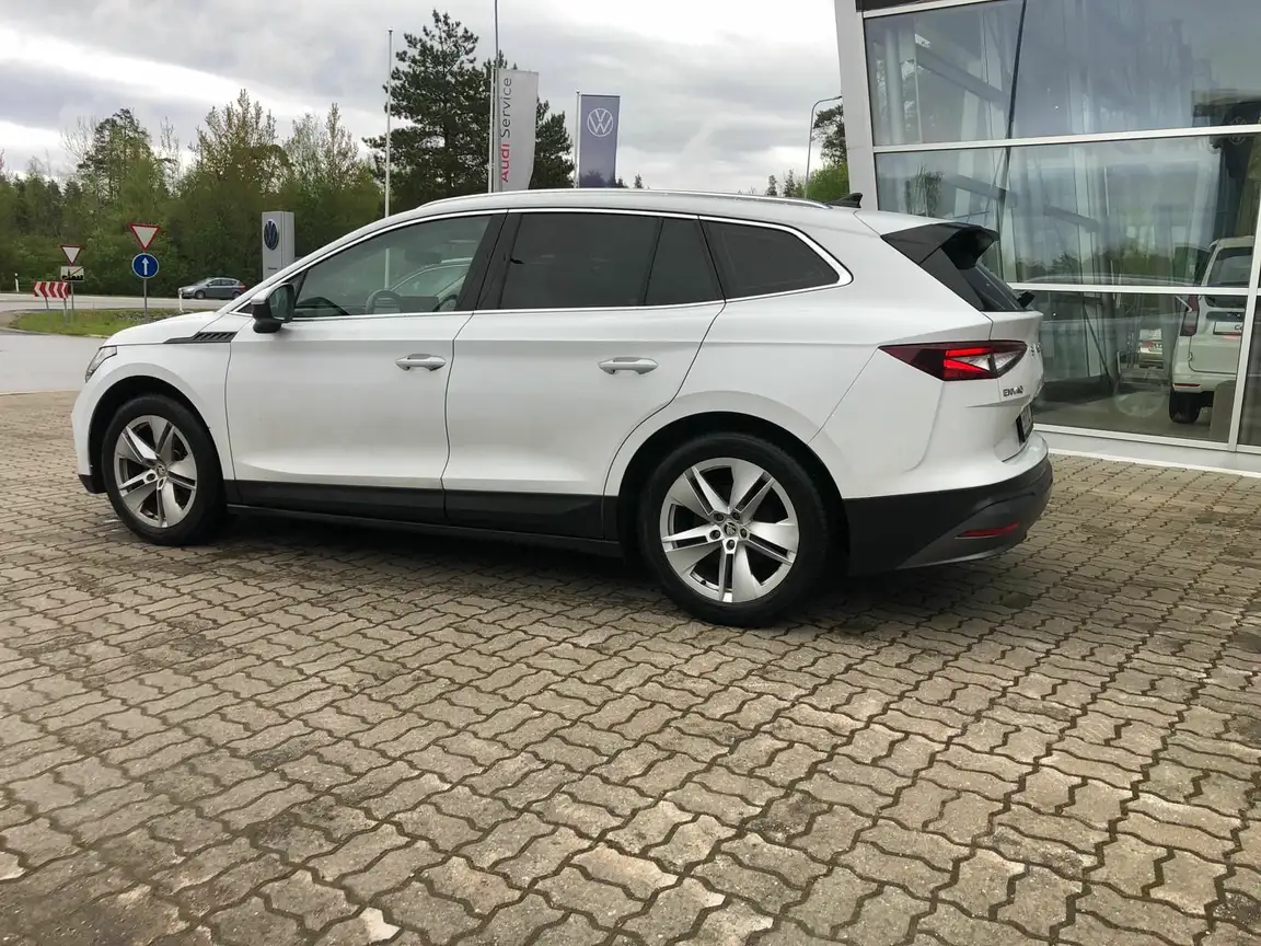 SKODA ENYAQ