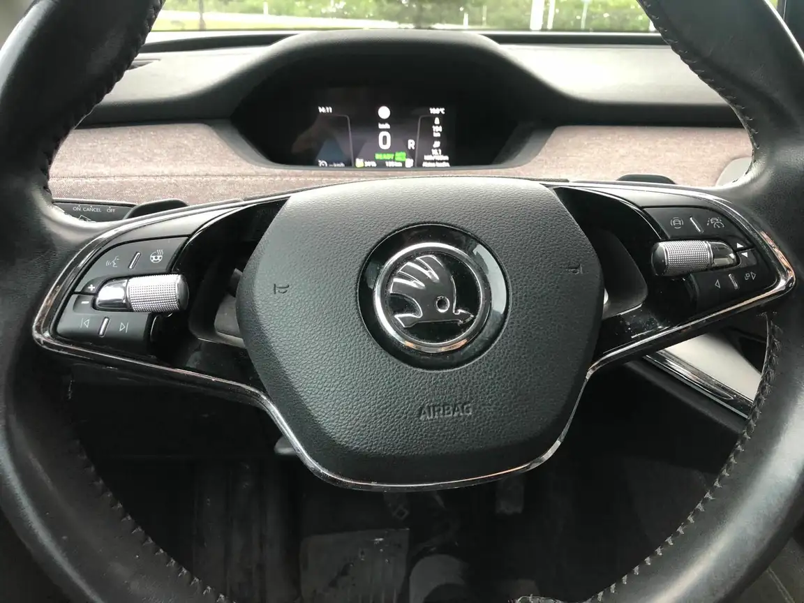 SKODA ENYAQ