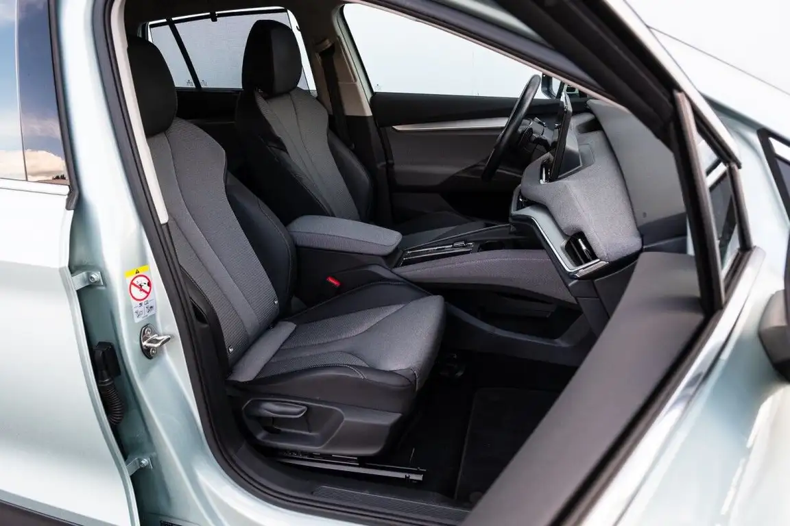 SKODA ENYAQ