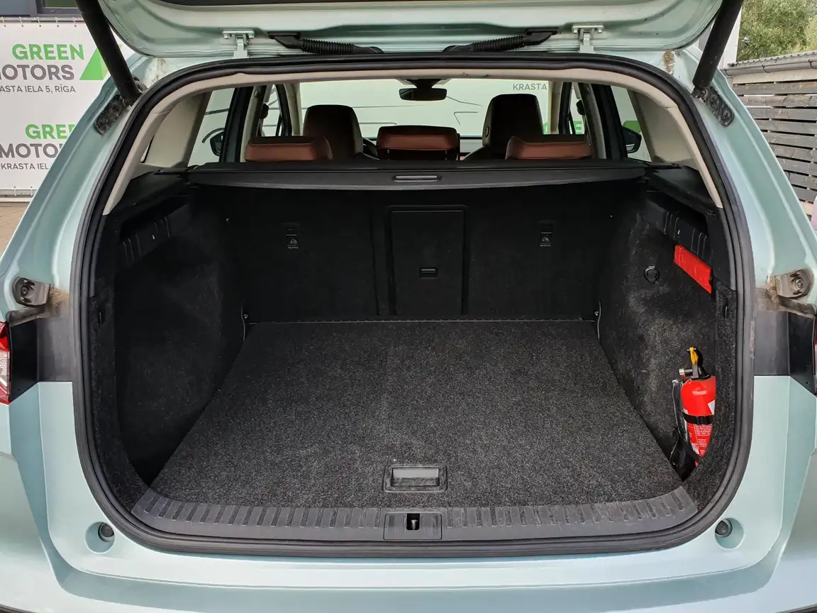 SKODA ENYAQ