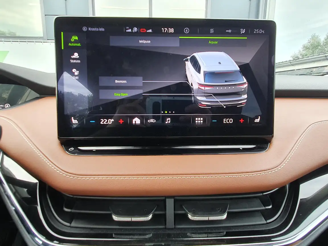 SKODA ENYAQ