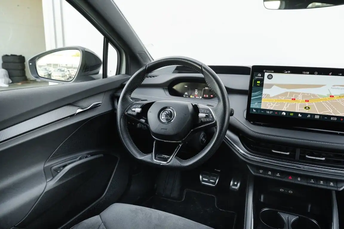 SKODA ENYAQ