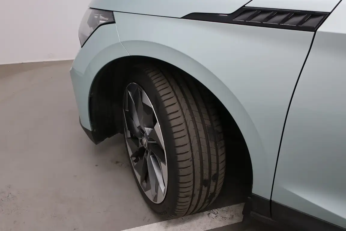 SKODA ENYAQ