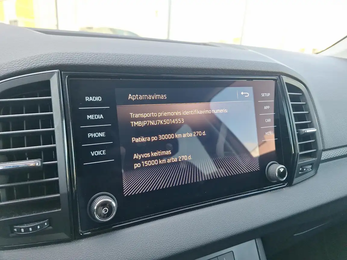 SKODA KAROQ