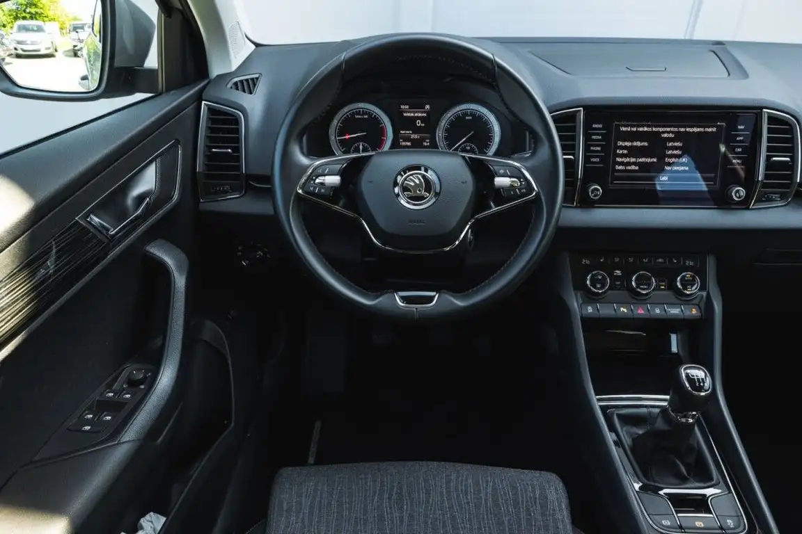 SKODA KAROQ