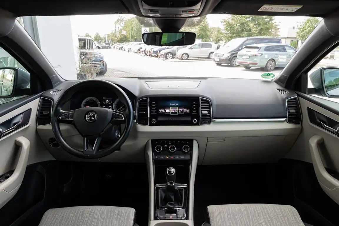 SKODA KAROQ