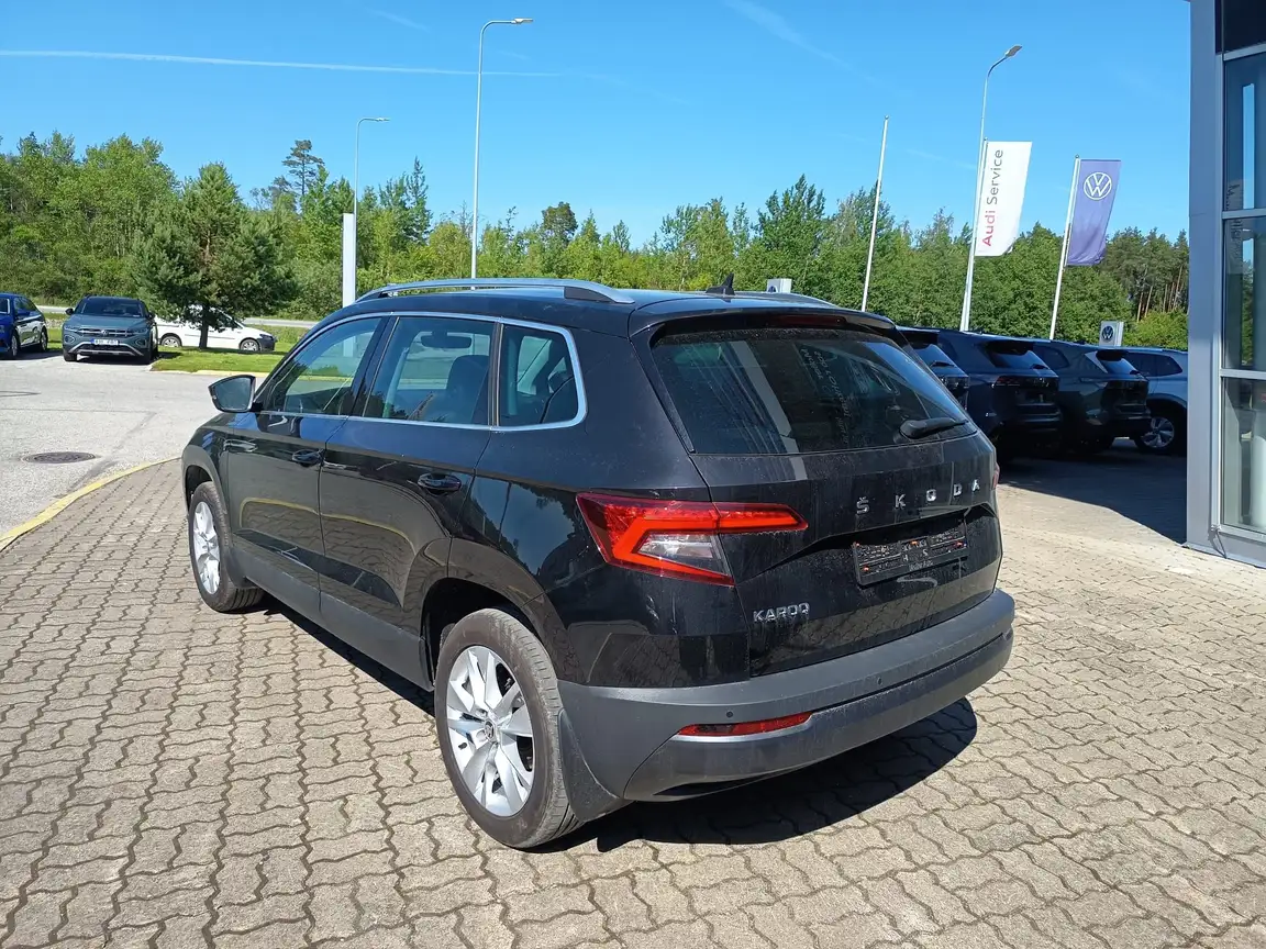 SKODA KAROQ