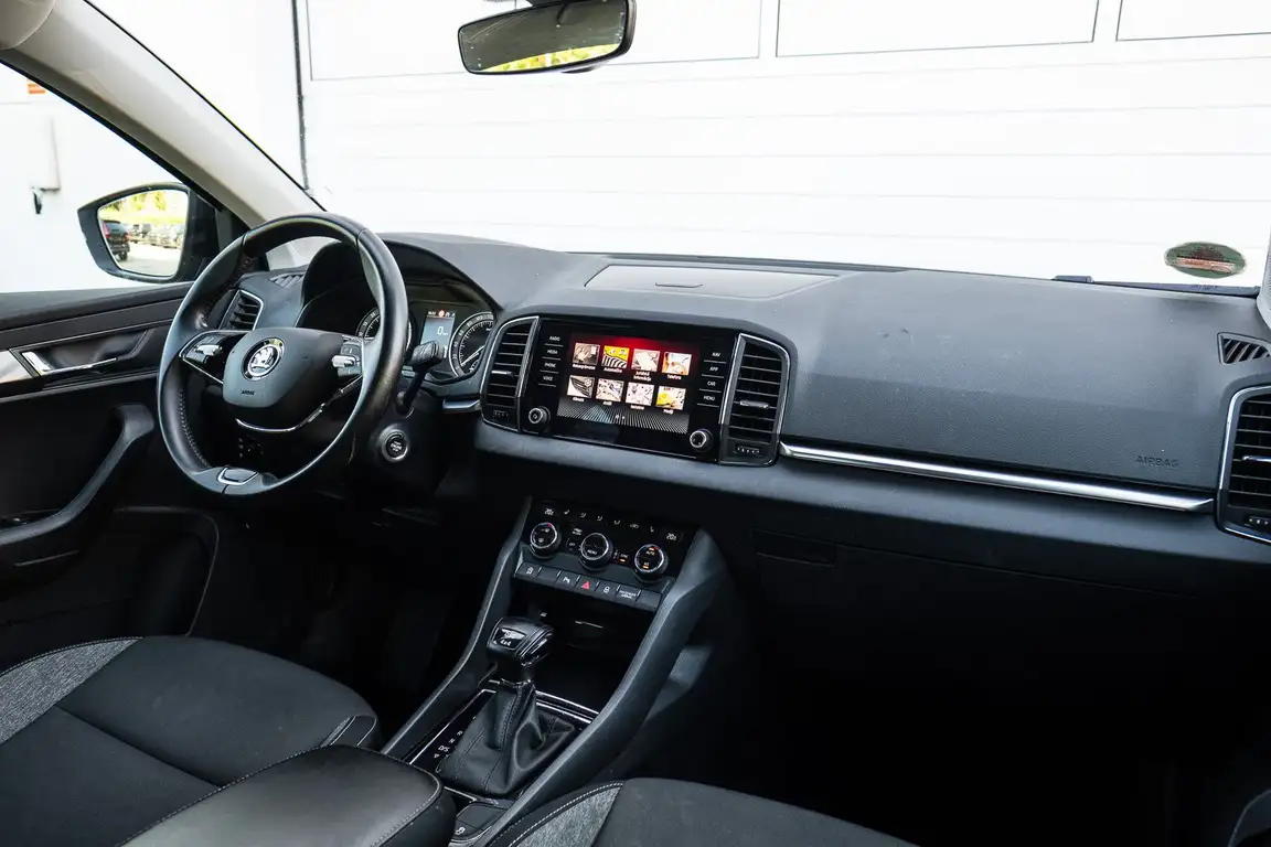 SKODA KAROQ