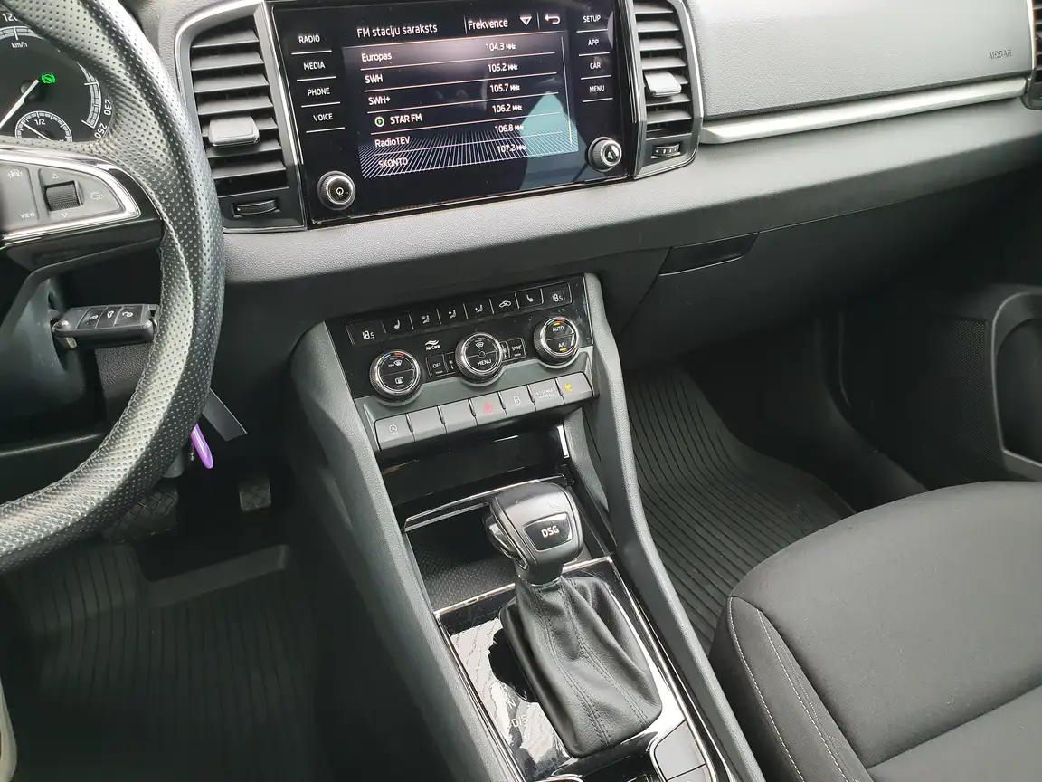 SKODA KAROQ