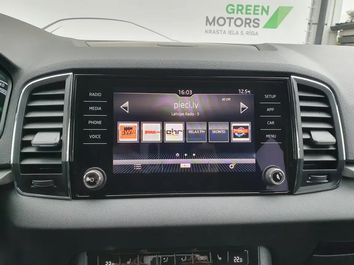 SKODA KAROQ